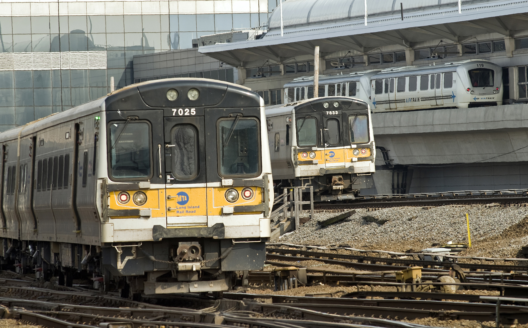 LIRR Announces Timetable Changes Effective Nov. 9 to Address Fall Leaf Season, Trackwork and Main Line Expansion Project
