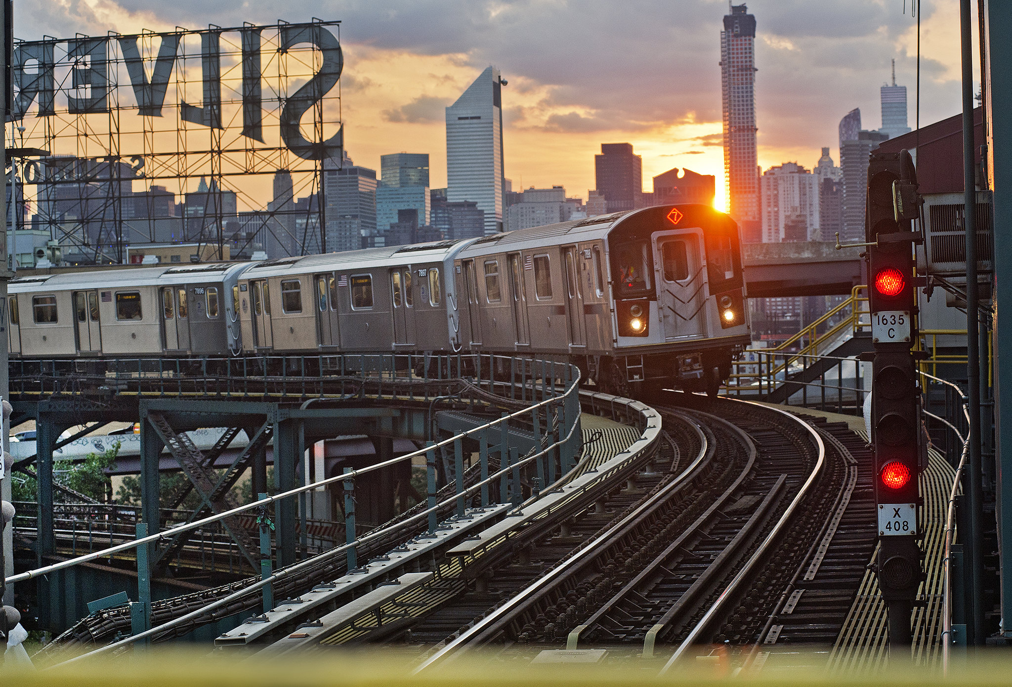 Weekend service changes on the 7 and N lines in November 2023 and early 2024